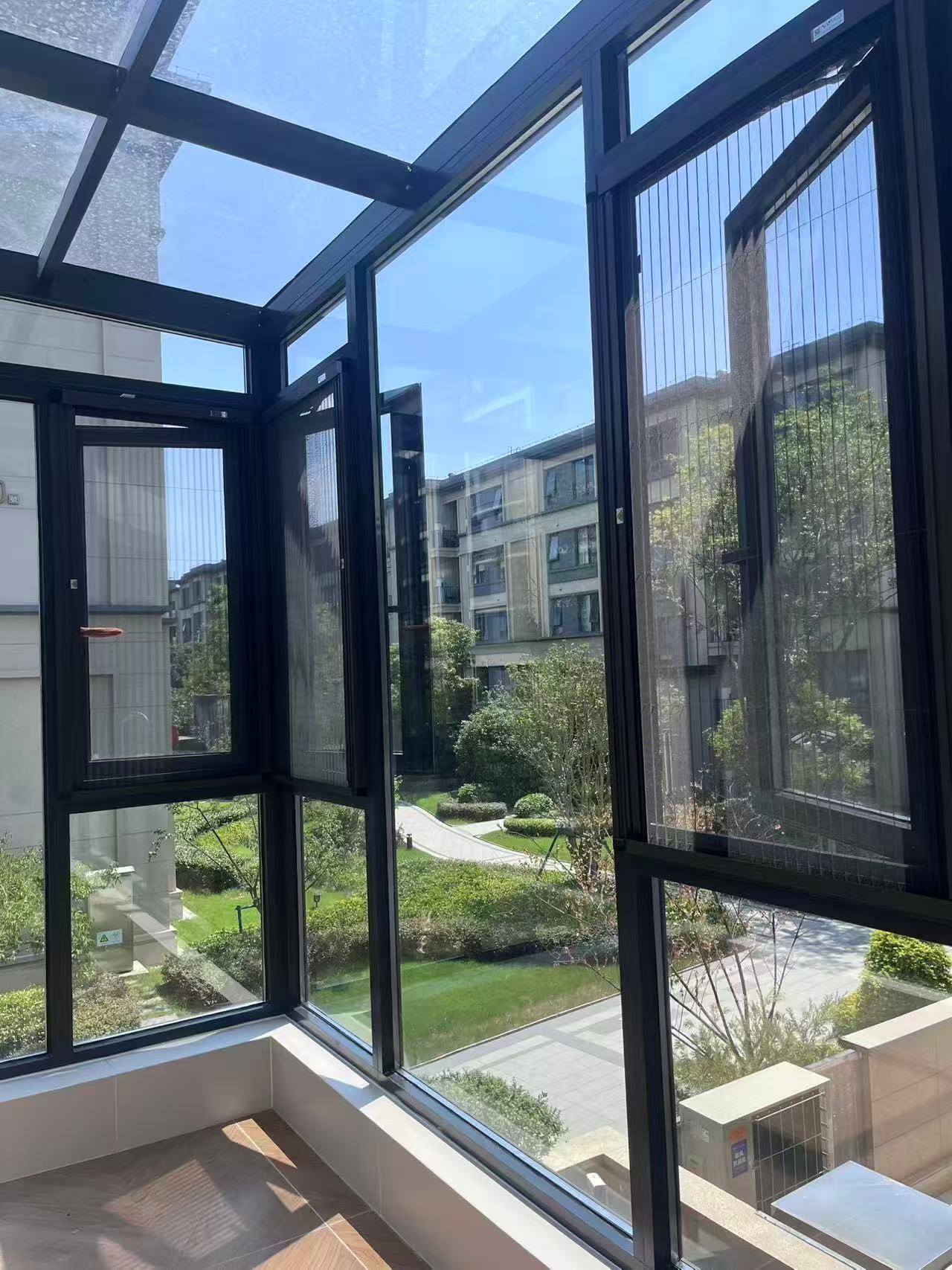 崇明渔乐路别墅安装韦柏纱门纱窗